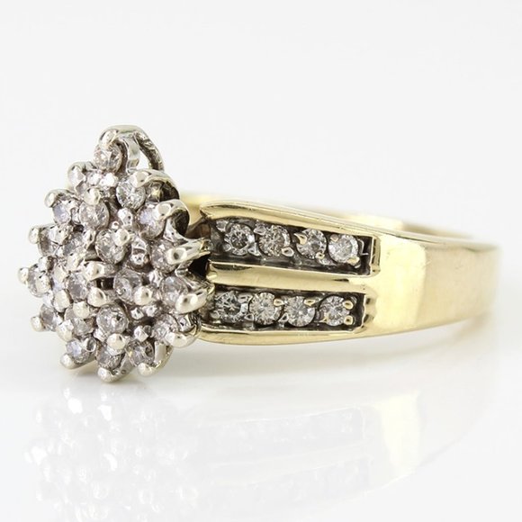 Vintage 10K Yellow Gold and Diamond Cluster Cocktail / Anniversary Ring - Picture 3 of 6